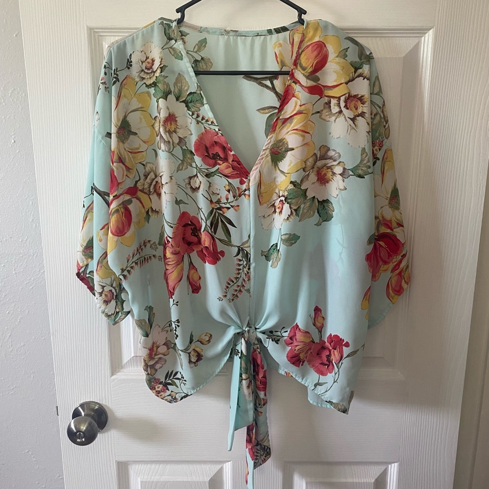 Size small turquoise floral blouse
